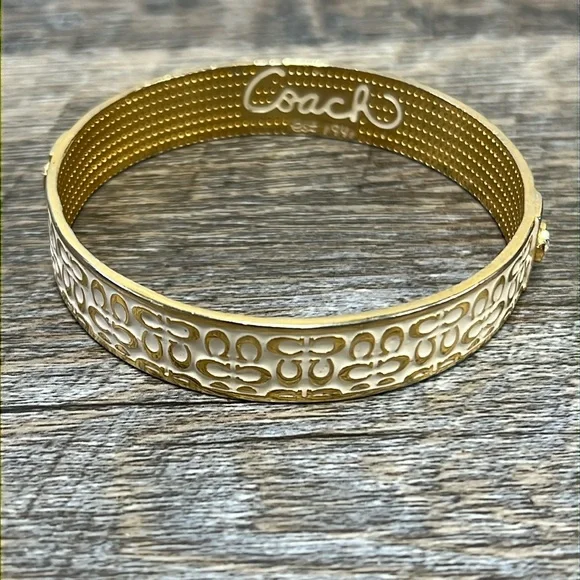 SOLD IN STORE Coach Women’s Signature Logo Ivory Enamel Gold Tone Bangle - Picture 1 of 5